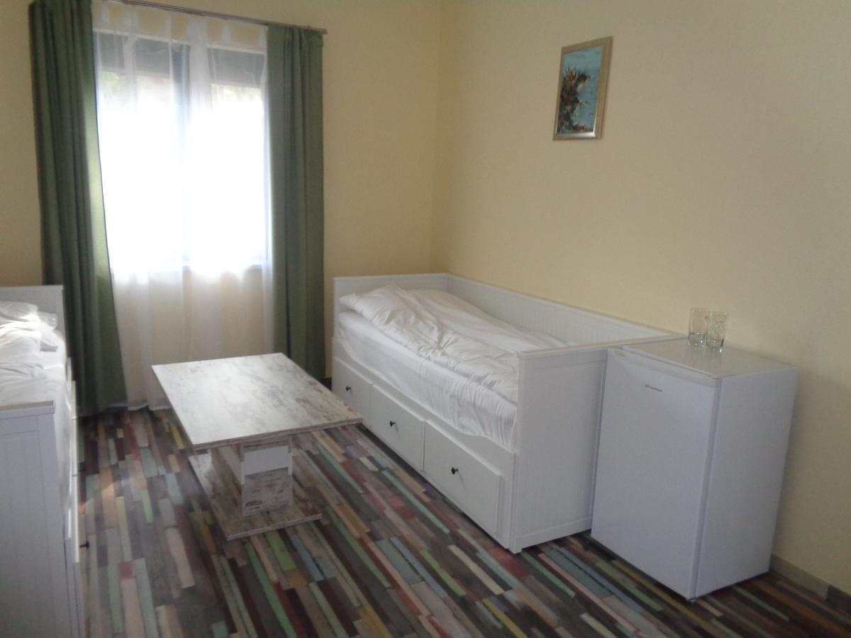 Bed and Breakfast Arnyas Park Apartmanhaz Балатональмади Экстерьер фото
